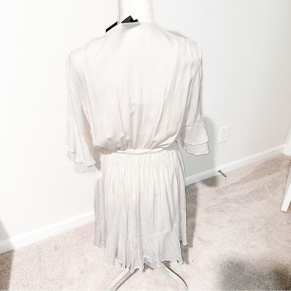 NWT City Chic White Dress XS/14 - Picture 2 of 7